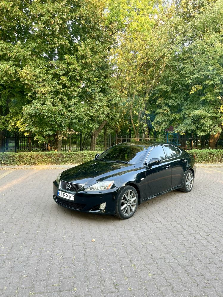 Lexus IS 300.Живий Араб