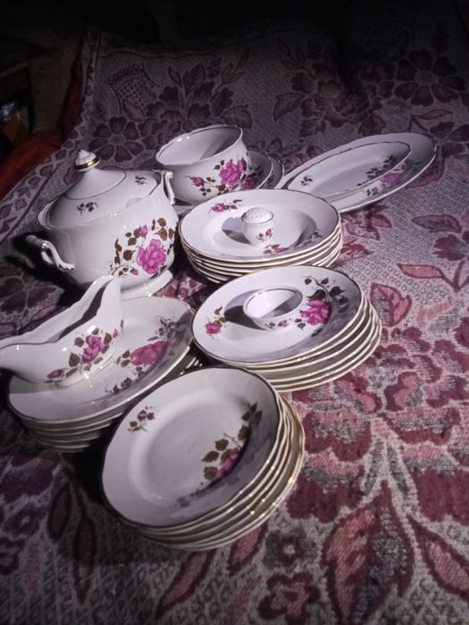 Продам столовий сервис