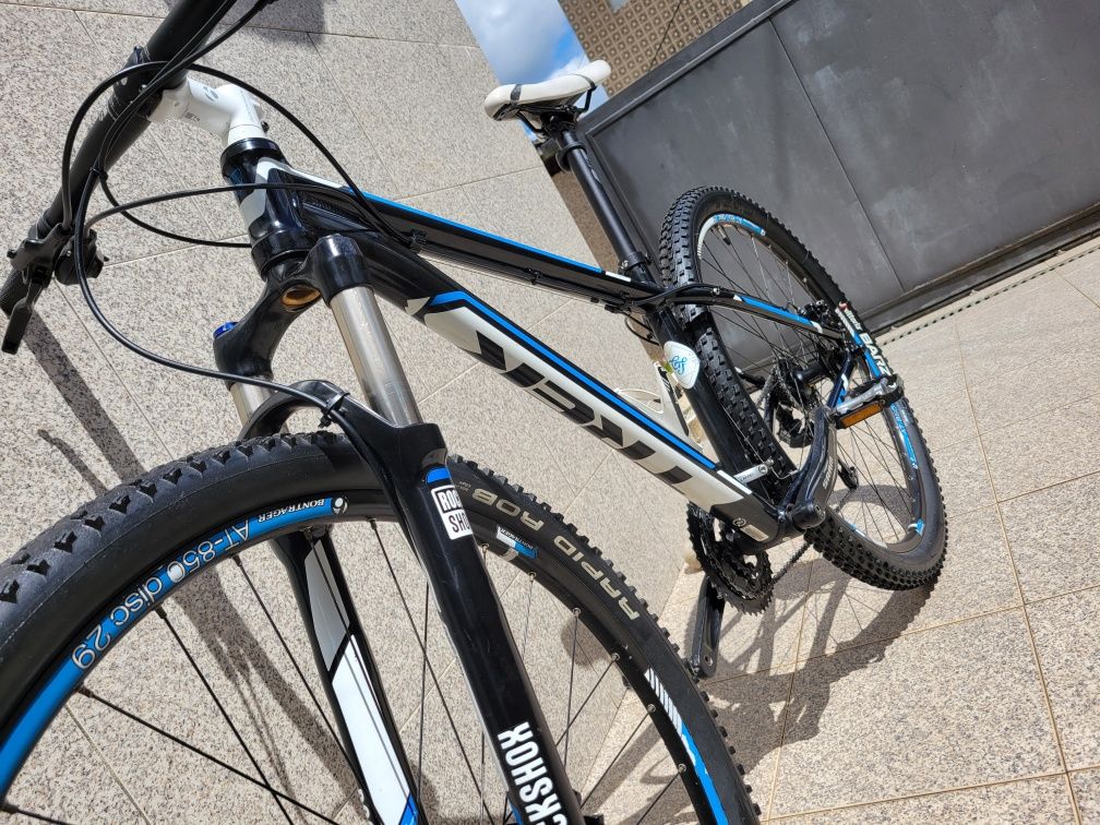 Vendo bicicleta Trek roda 29 tamanho M