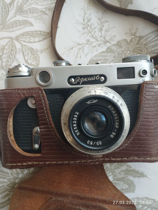 Фотоапарат Зорький 6