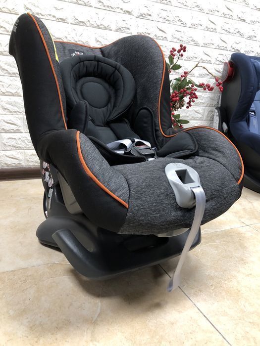Автокрісло Britax Romer First Class Plus Група 0+/1 (0-18кг)