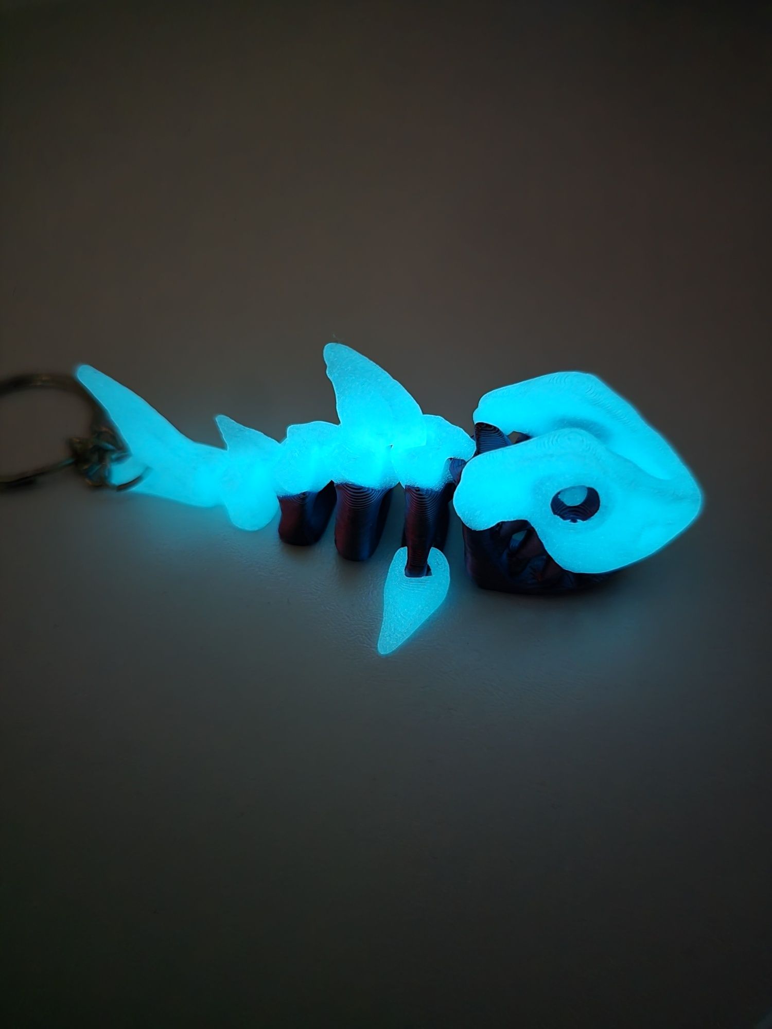 Breloczek Skieleton Shark + KeySpinner - Brelok Druk3d fidget Keychain