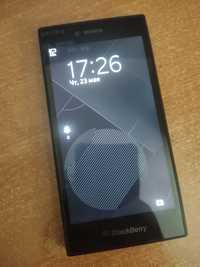 Телефон Blackberry Leap