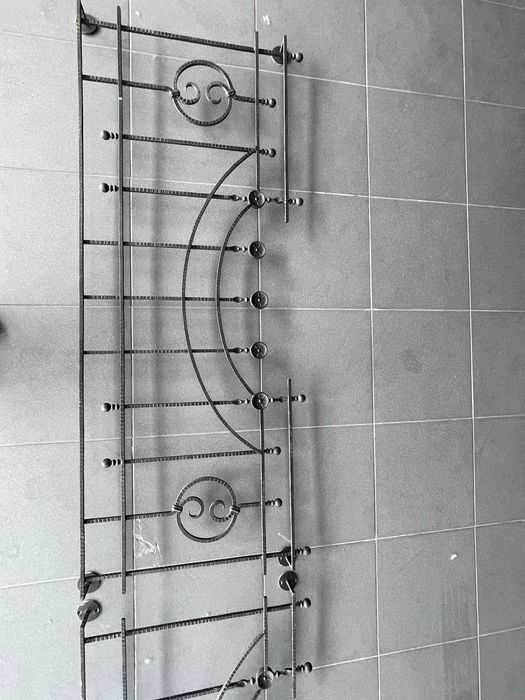 Кованные элементы, таблички для кафе, бортики, ограды ковка