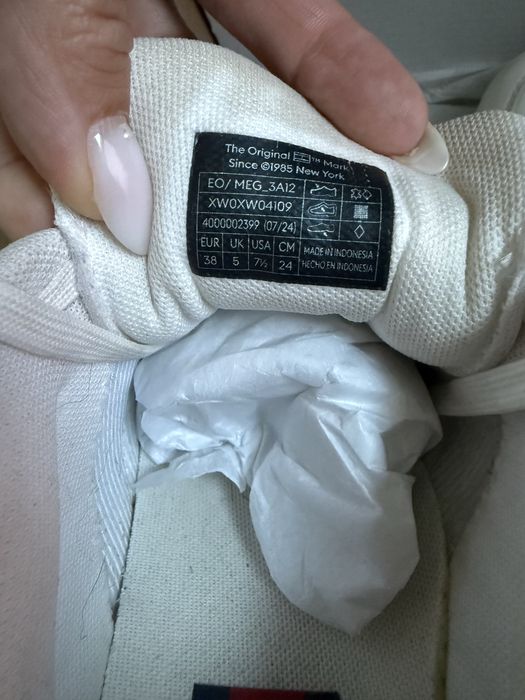 Tommy hilfiger 37 skóra