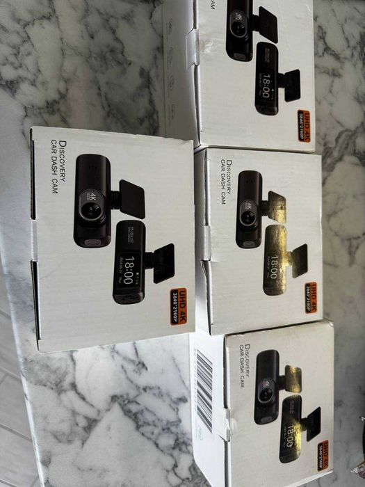 4K Ultra HD відеореєстратор з 128ГБ SD-картою
