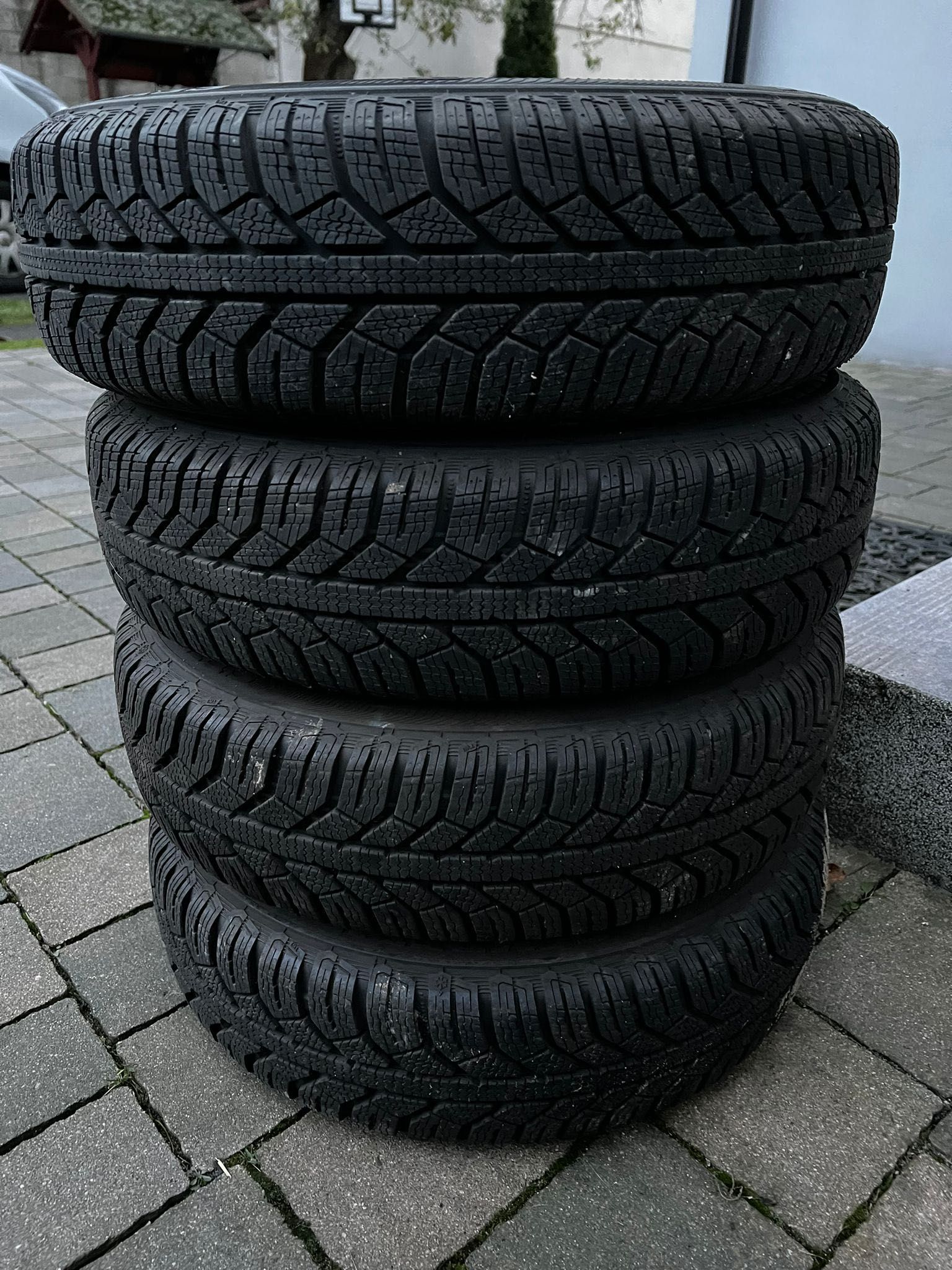 Opony z felgami całe koła 145/70 r13 zimowe zimówki