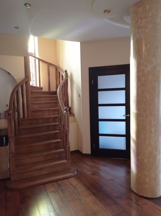 Продам уютный дом в ЦЕНТРЕ ЧЕРНИГОВА.