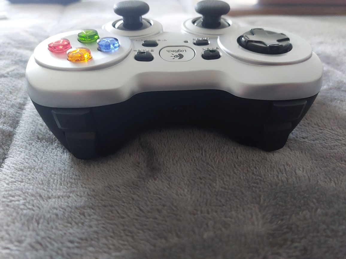 Comando Gamepad F710