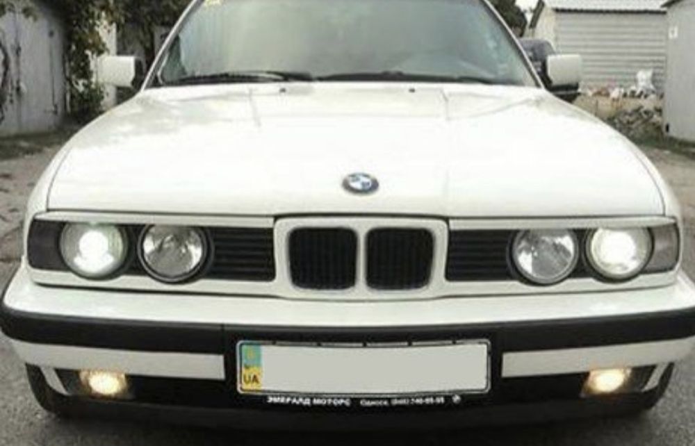 Ресницы реснички  накладки на фары BMW E30 E34 E36 E39