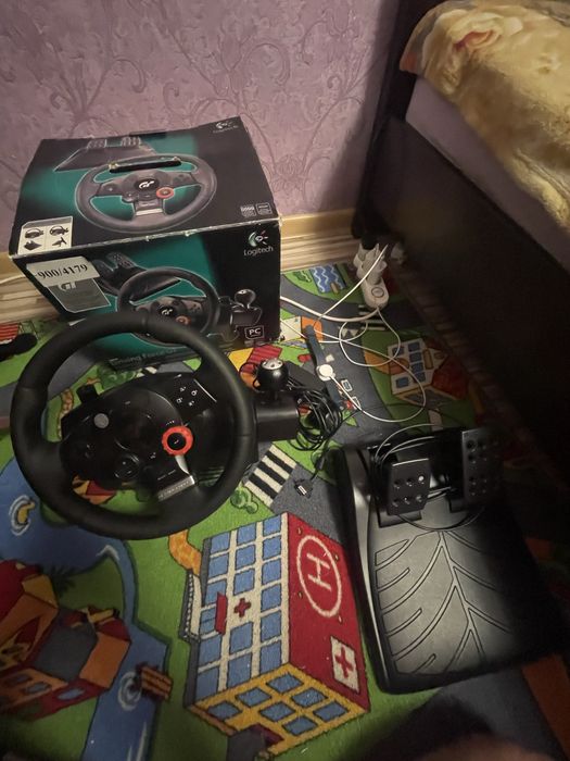 Logitech Driving Force GT