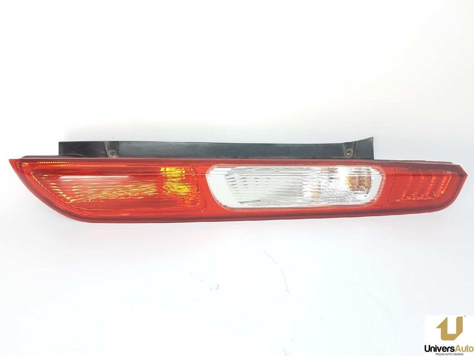 FAROLIM TRASEIRO DIREITO FORD FOCUS BERLINA (CAP) AMBIENTE (D)
