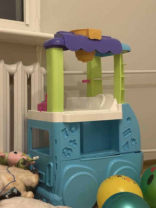 Oddam zabawke sklep z lodami