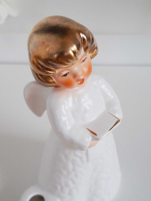 Figurka aniołek–świecznik Goebel