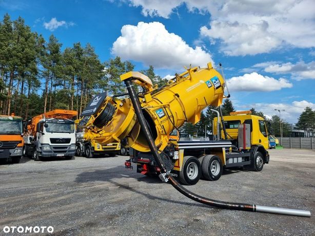 Volvo WHALE 6x4 2012 WUKO do zbierania odpadów płynnych  WUKO asenizacyjny separator beczka odpady czyszczenie kanalizacja