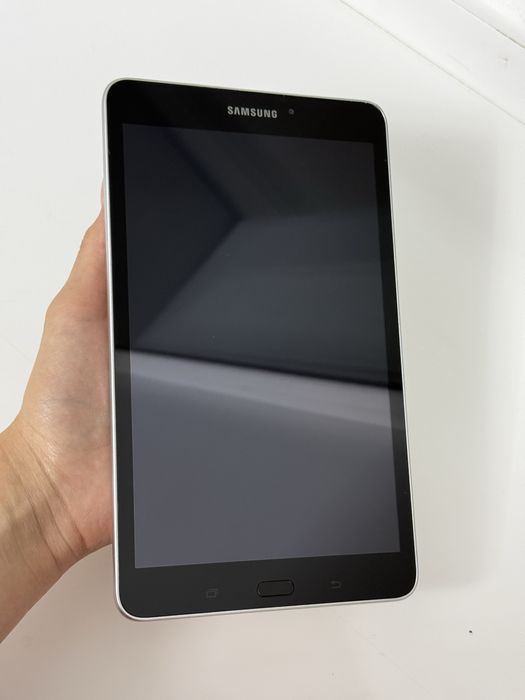 Планшет Samsung Galaxy Tab A (2017)