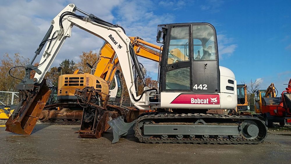 Bobcat 442  Minikoparka BOBCAT 442 / 7,5T ! /