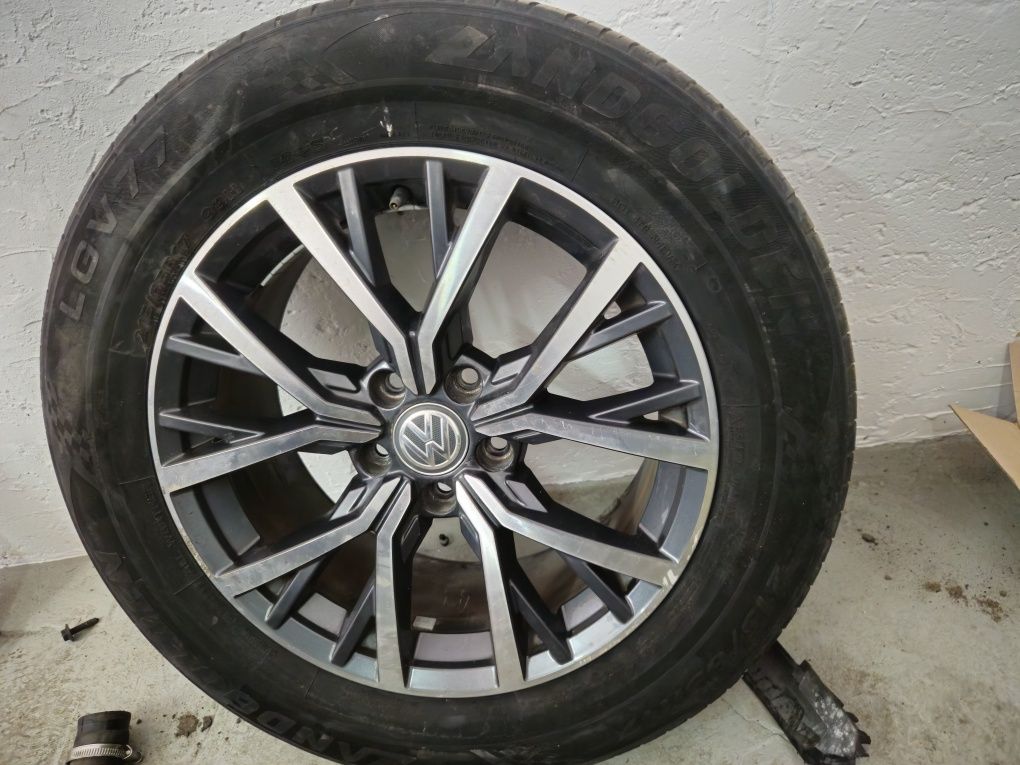 Комплект колес в сборі vw tiguan