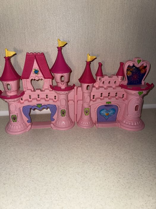 Домик для куклы замок