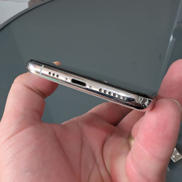 iPhone XS 64GB desbloqueado
