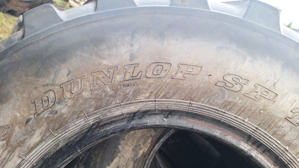 Opony 16/70/20 405/70/20 Dunlop