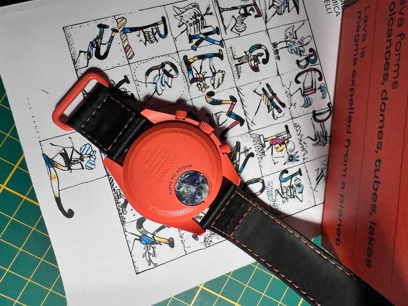 Zegarek SO33O100 – Omega x Swatch Lava Ekskluzywny