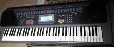 Órgão Casio WK 1200 Elétrico
