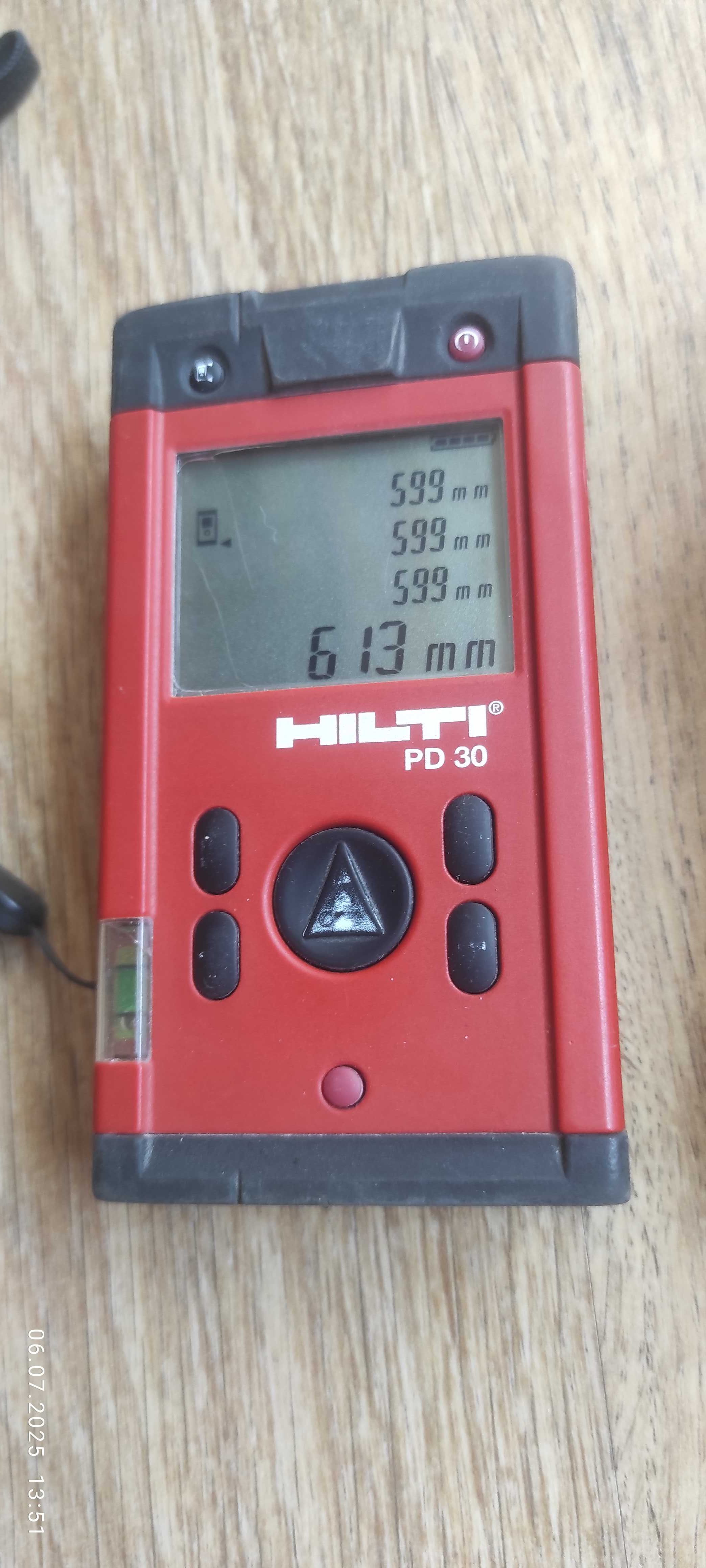 Лазерна рулетка далекомір Hilti PD 30