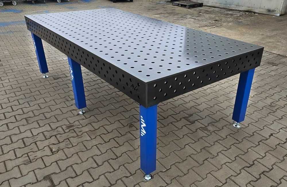 Stół spawalniczy 2400x1200, system 28, grubość 12mm