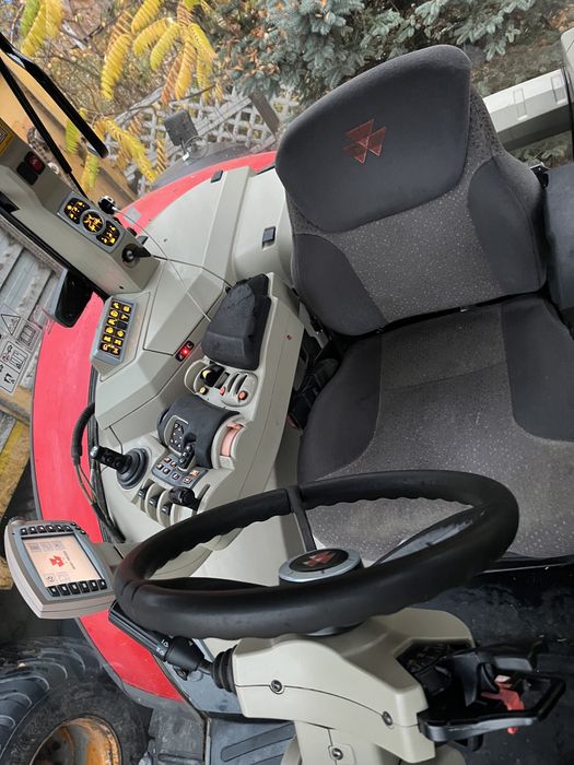 Massey Ferguson 8690