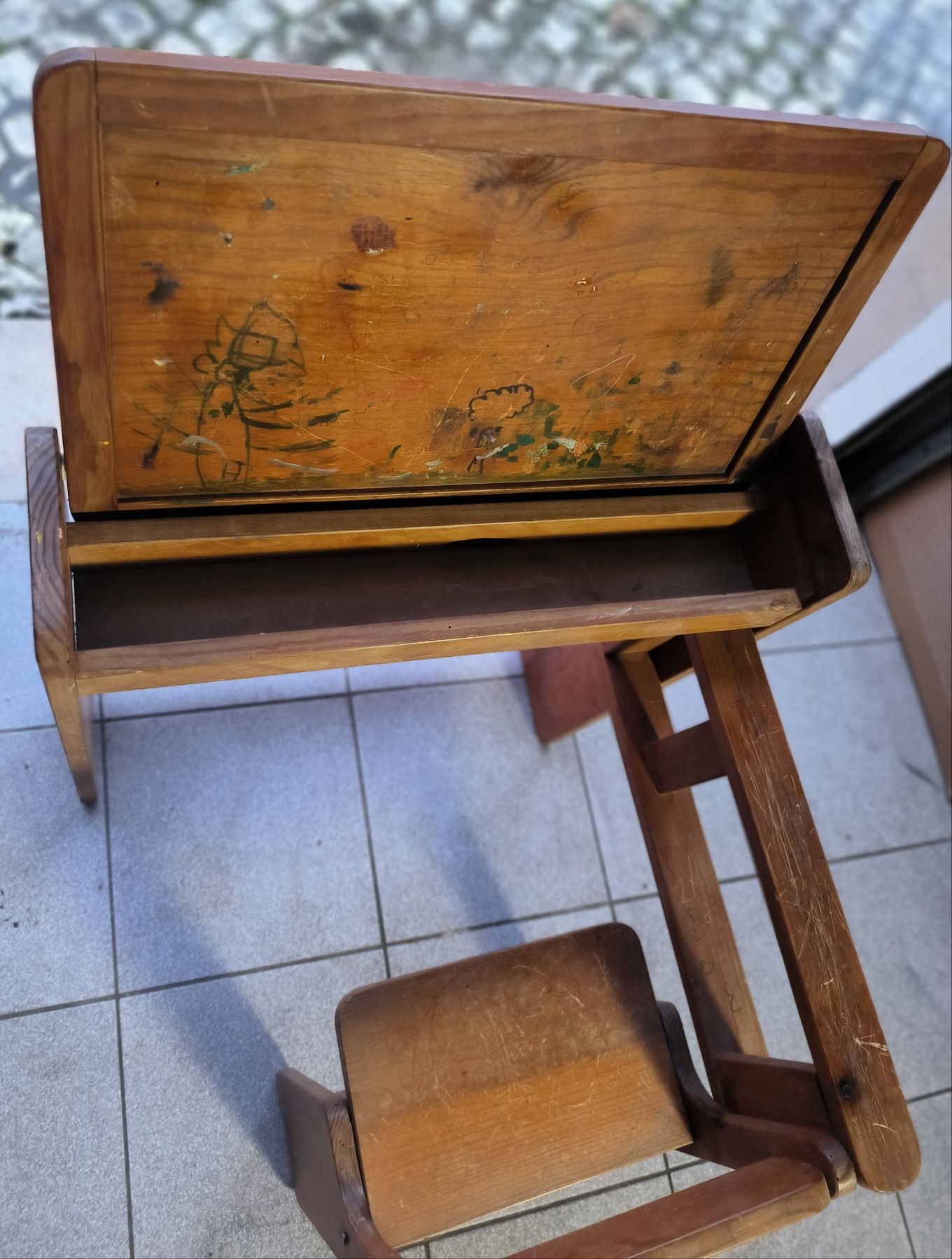 Cadeira de Estudo Vintage e Rara
