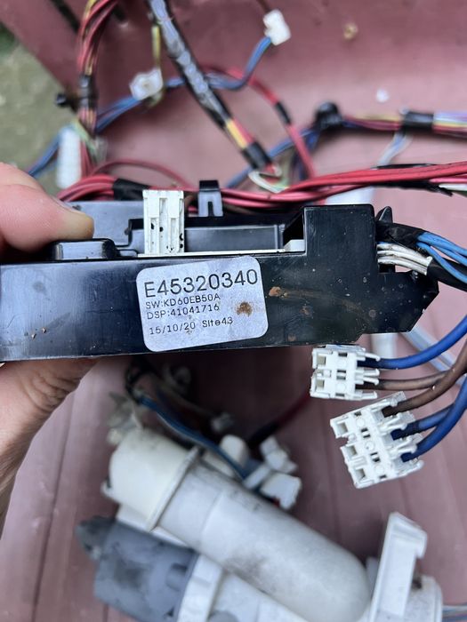 Czesc do pralki.candy mini