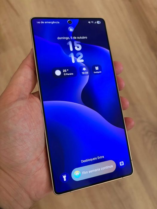 Pack Samsung Galaxy S25 Ultra 256GB + Watch 7 + Buds 3 Pro + Extras