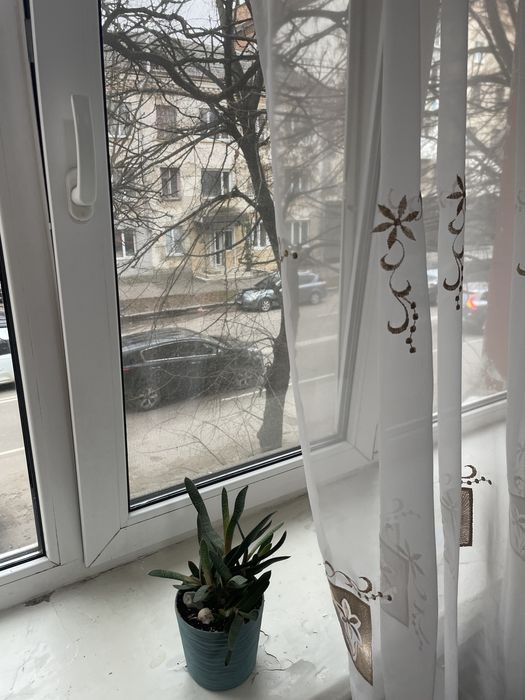 Кімната в гуртожитку на Східній