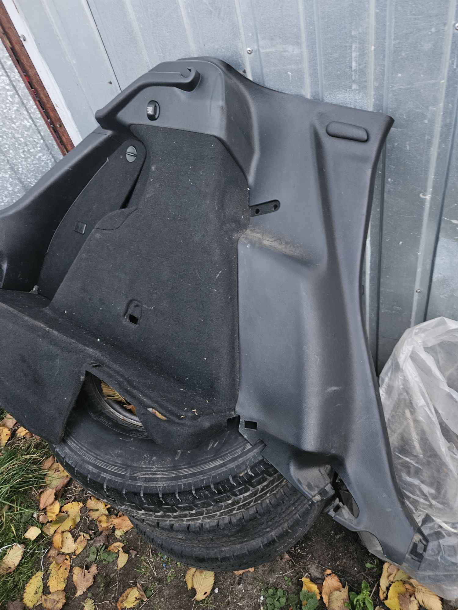Boczek Bagaznika Lewy Tył Honda Civic VIII UFO 5D