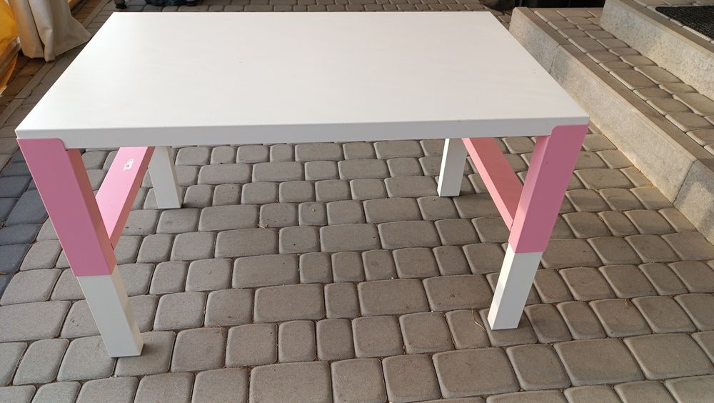 Biurko ikea regulowana wysokość stan bdb