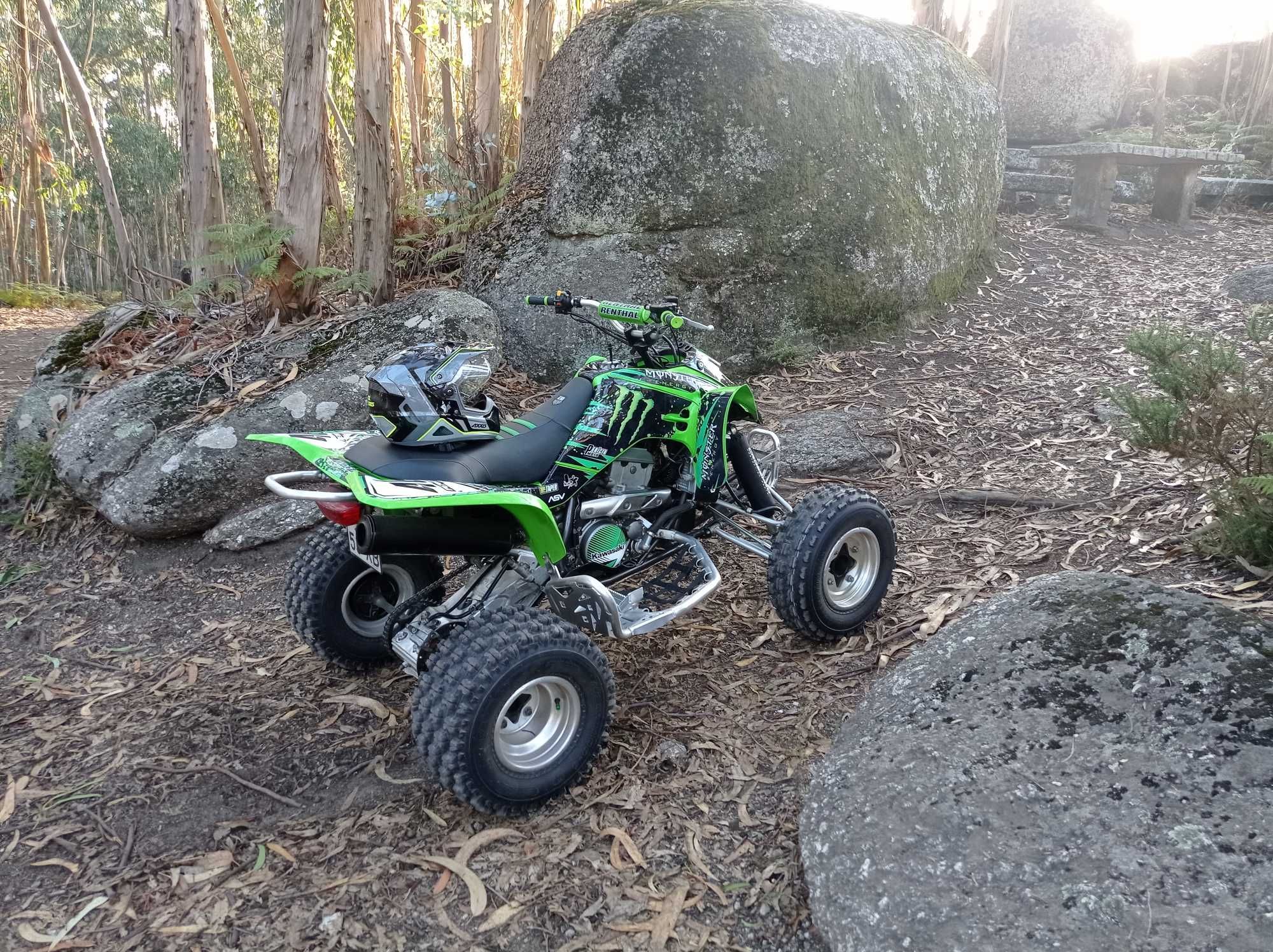 Moto 4 - Kawasaki KFX 400