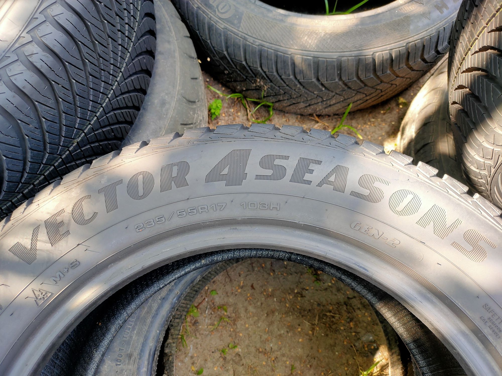 4x 235/55R17 103H GoodYear Vector4Season 2018r 8mm GWARANCJA ADIGO