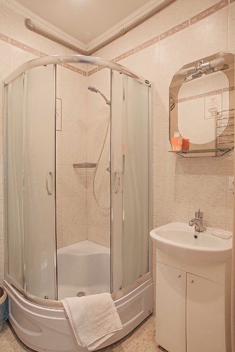 Тиха квартира в центрі +ПАРКОВКА (Гнатюка 17)