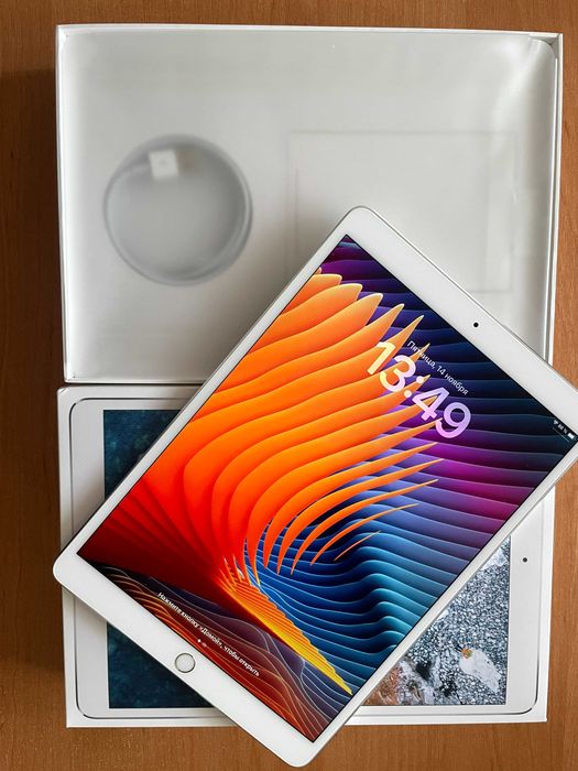 iPad Pro 10.5. / Wi-Fi. 64 Gb. Silver.