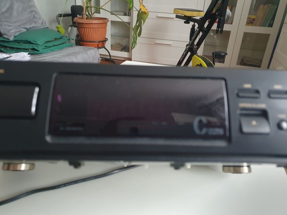 Marantz cd 46  ...