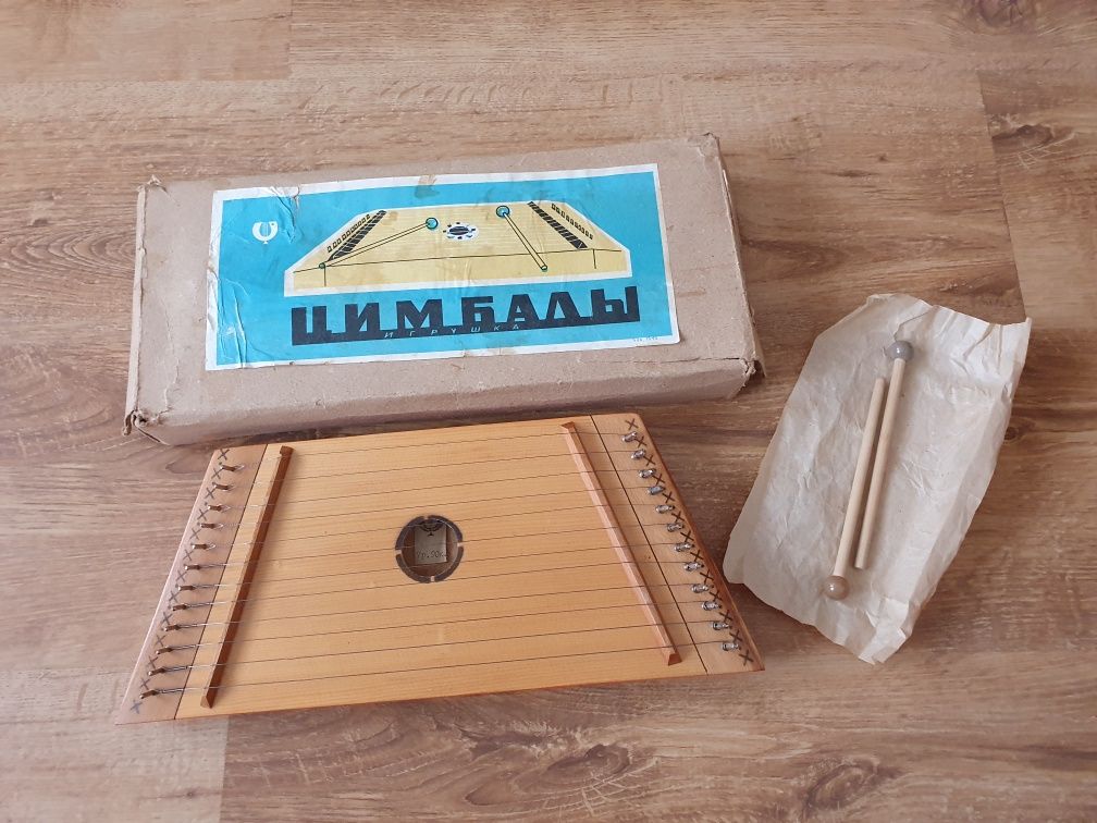 Детский музыкальный инструмент  Балалайка Аккордеон Гармошка СССР