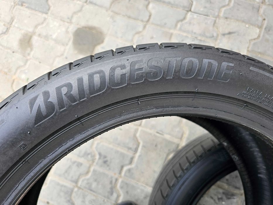 Lato Bridgestone 225/45 R18 5.5mm