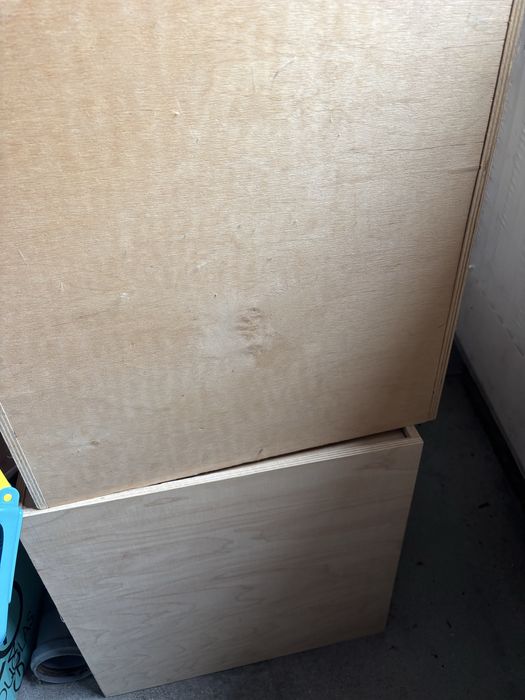 Skrzynia beżowa 50/50 cm drewno