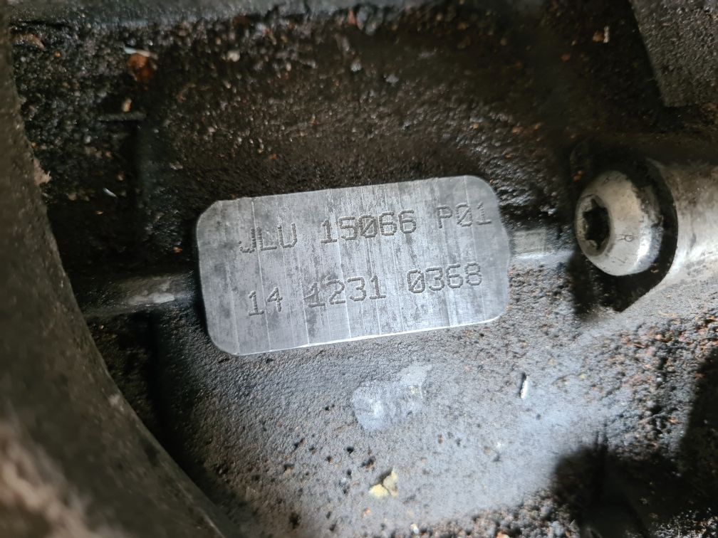 SKRZYNIA 6 biegów JLU 2.0tdi BKP Audi A3 8P VW Passat B6 Touran Golf 5