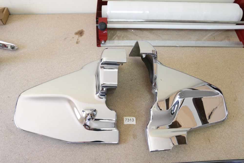 7320 Osłona osłony boczne silnika (alternatora) Honda Goldwing Gl1800