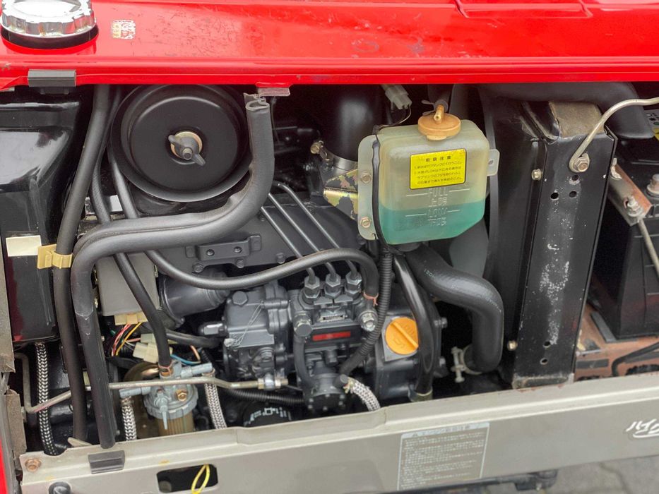 Yanmar F215 Японський Міні-Трактор