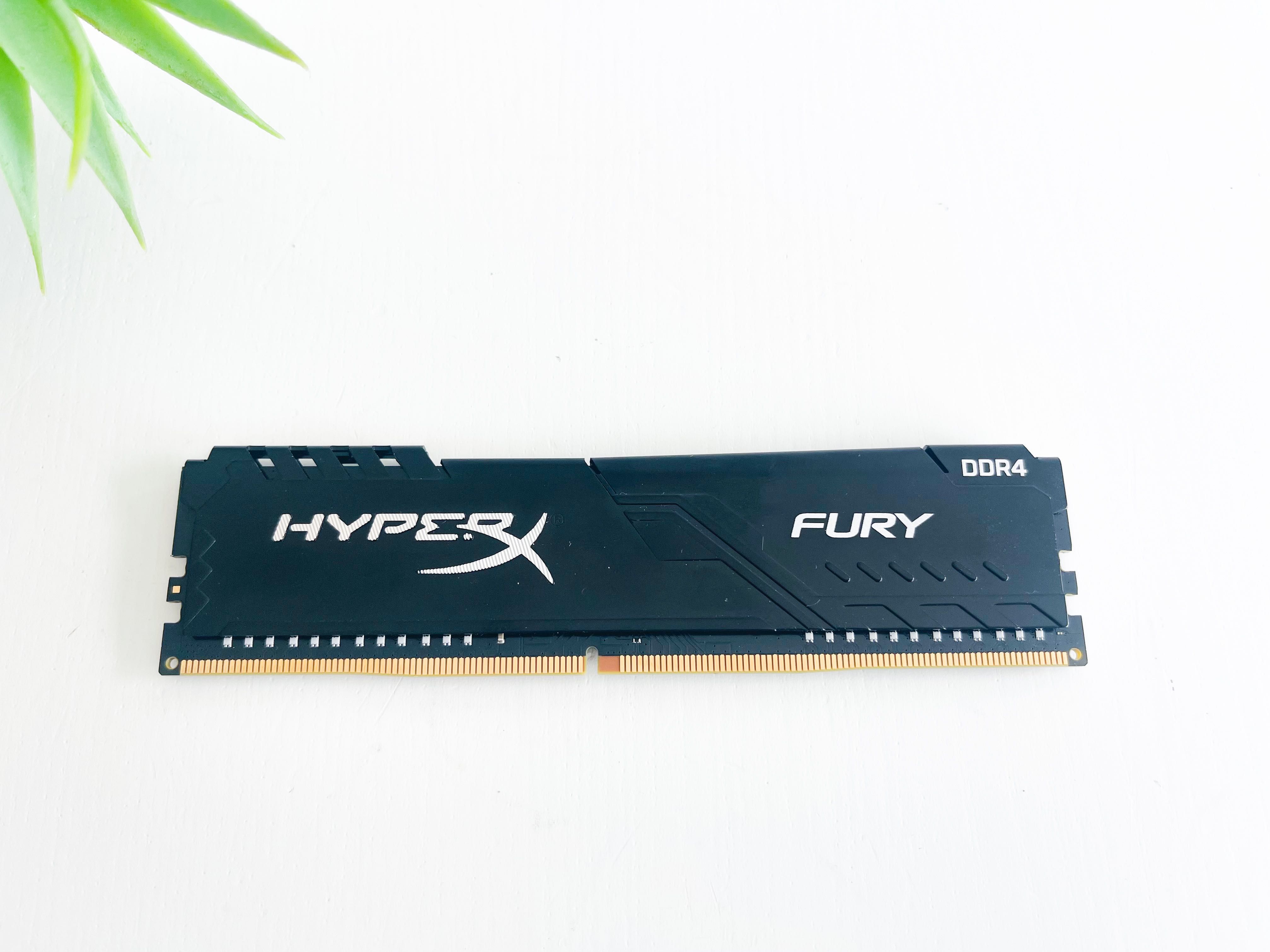 Memória 8GB Desktop DDR4 HyperX