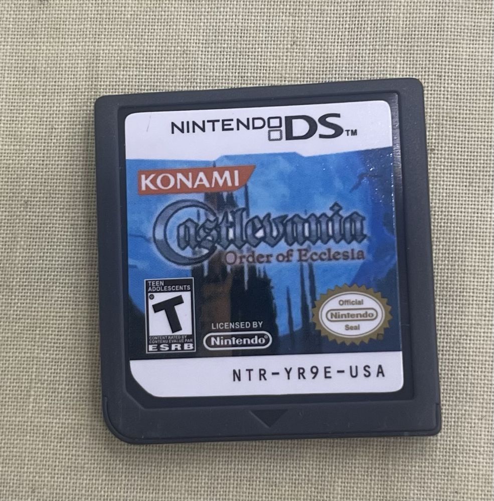 Nintendo DS игры GTA chinatown wars, Castlevania нинтендо