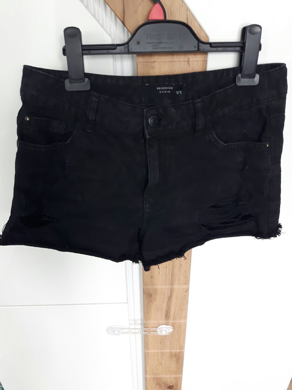 Czarne spodenki szorty Reserved 36 S jeansowe